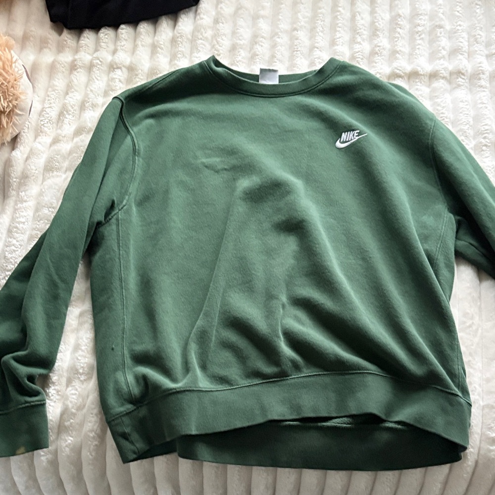 Nike Women's Forest Green Crew Neck Sweater size L